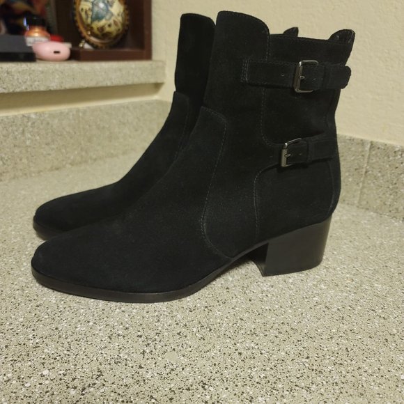 Via Spiga Shoes - Via Spiga SAMPLE Suede Ankle Boots Size 9